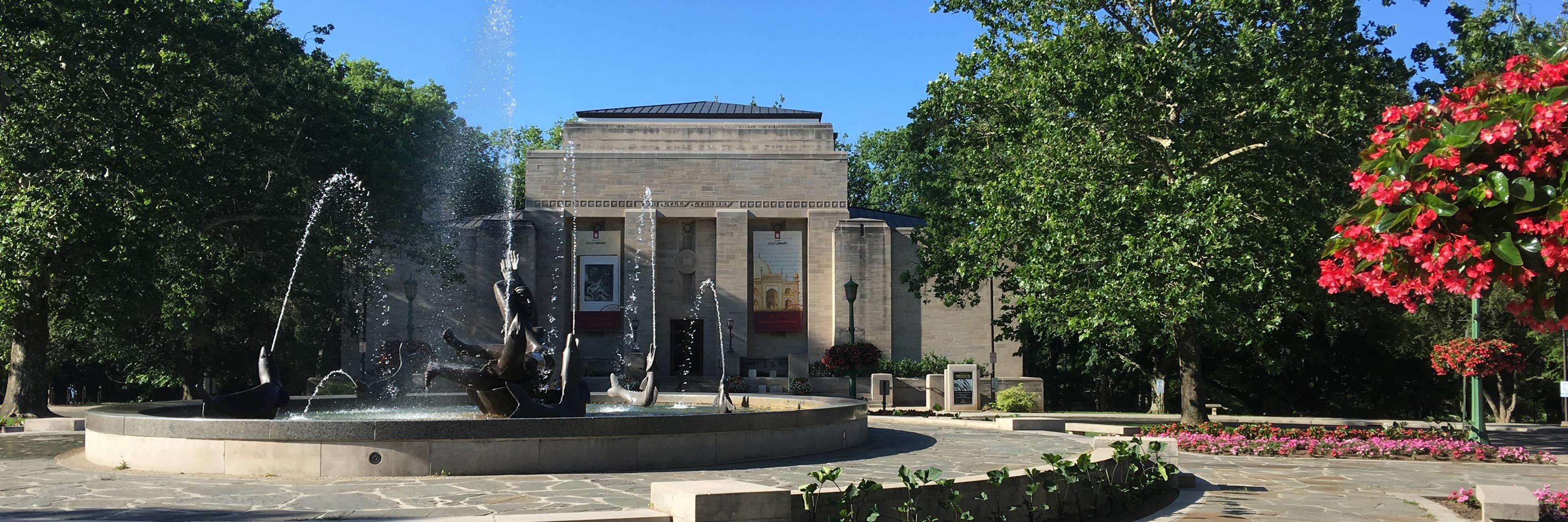 Showalter Fountain on the Indiana University Bloomington campus.